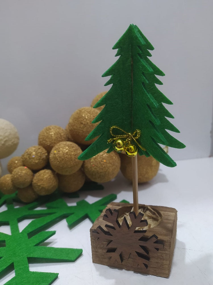 Christmas Gifts, Christmas Tree