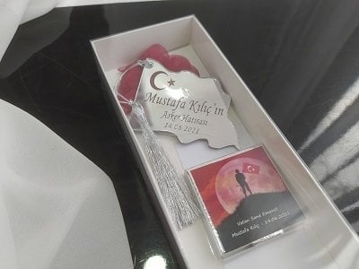 Askere Gönderme Mevlid ve Kutlama Pleksi Hediyelik ve Asker Çikolatası