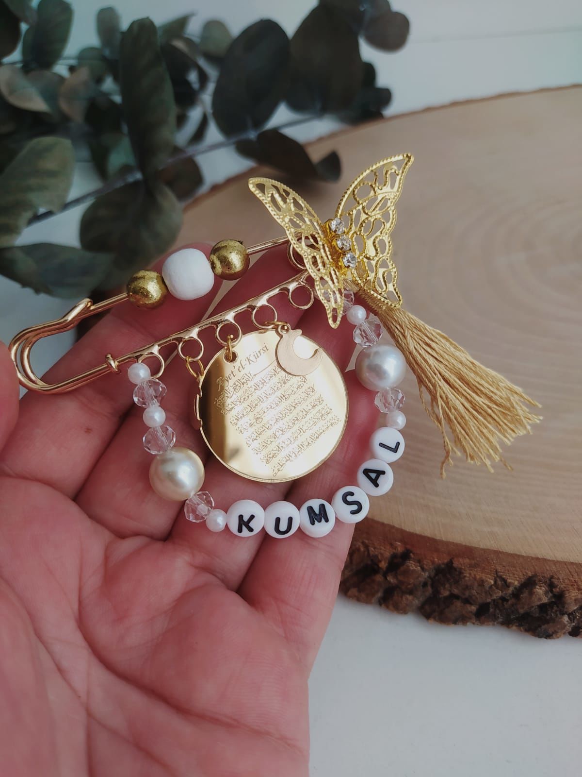 Ayetel Kürsi Dualı İsimli Süslemeli Bebek Nazarlık Yaka İğnesi Bebek Maşallah İğnesi Bebek Hediye