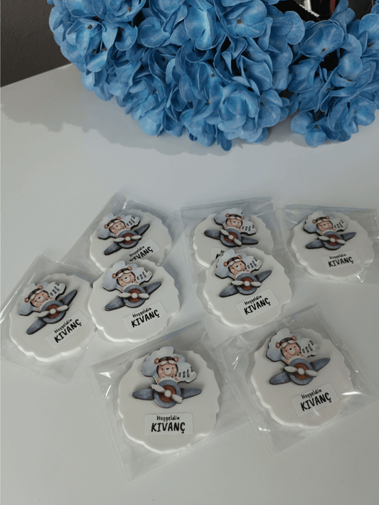 İsme özel epoksi bebek magneti, ahşap ayıcık figürlü, mıknatıslı ve el emeği zarif hediyelik – Hepiden