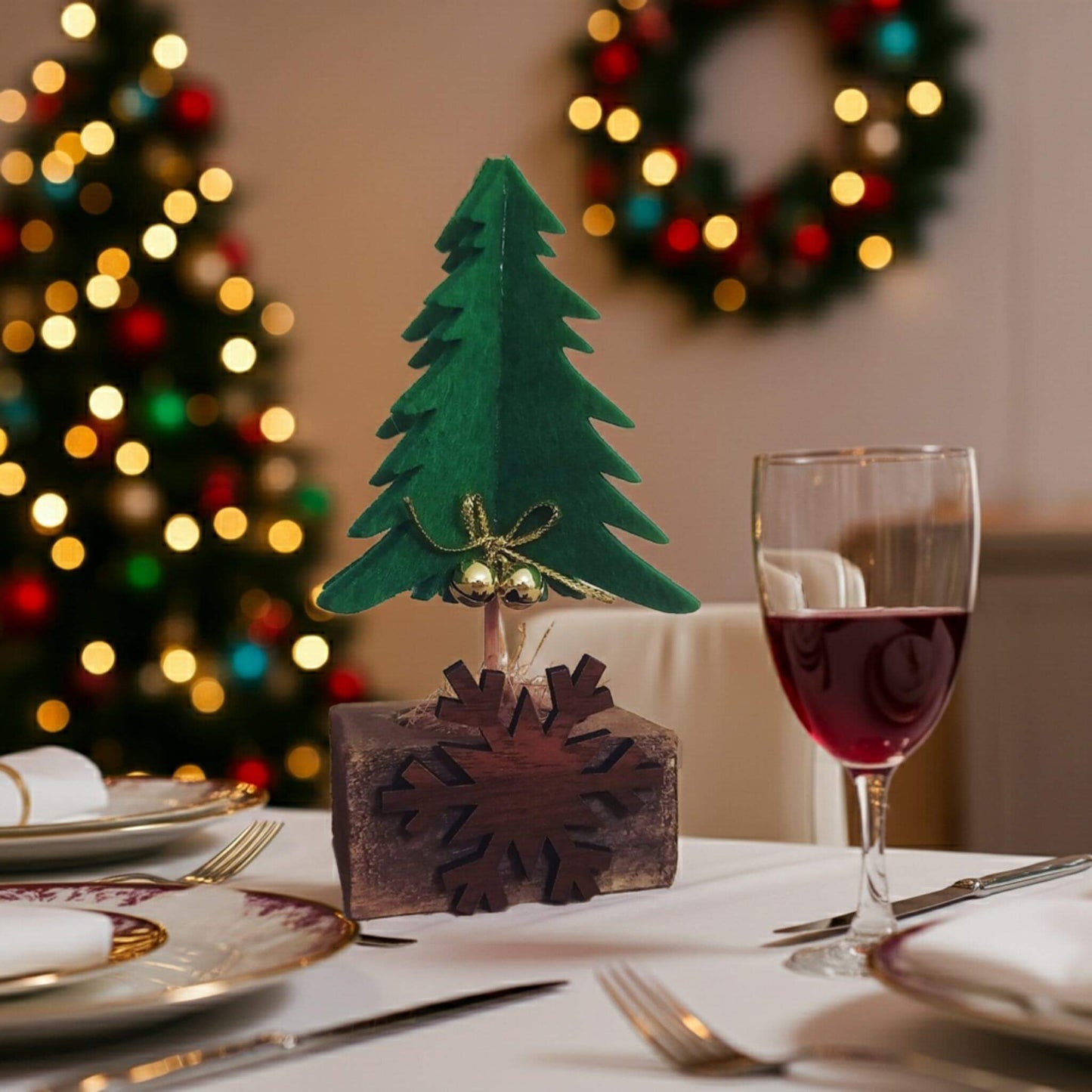 Yılbaşı dekoratif ürünleri, Yılbaşı Hediyelikleri, Yılbaşı Masası Dekorları, Yılbaşı Ağacı Süsleri için Hepiden.com'a gelin.